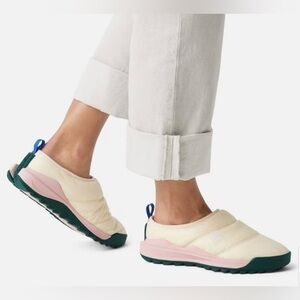 SOREL ONA RMX Puffy Slip-On Shoes. Size 9